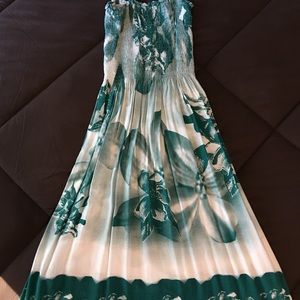 Hawaiian/Floral Dress